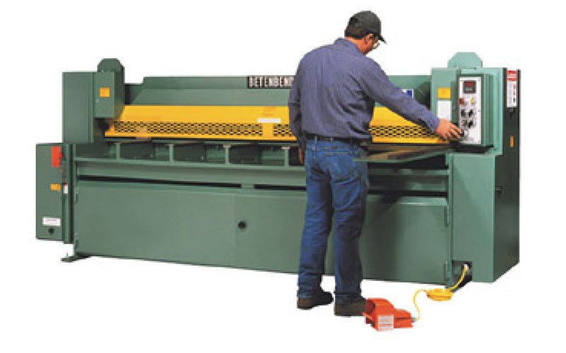 1.8_to_3.16_shear_0_8.jpg Betenbender 460V Three Phase 3/16" Hydraulic Shear 14' Bed
