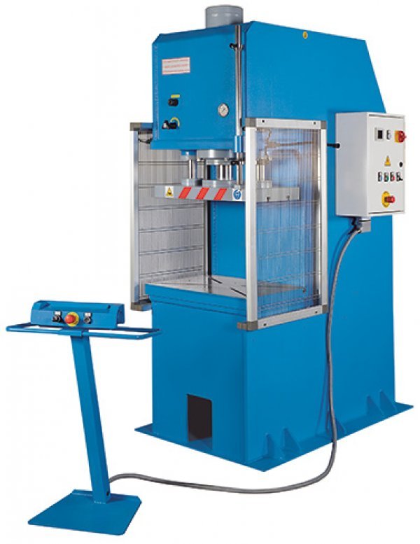 131512-hpt-hpk-300a_0.jpg Knuth 5.4HP 77 Ton HPK 70 A C-Frame Hydraulic Press 131508