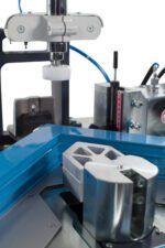 OZ Machine 220V 3HP Automatic Hydraulic Aluminum Corner Crimping Machine with Rising Miter APEX - I A – Image 3
